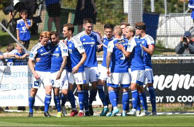 3F Superliga -Bundklubber jagter første sejr og danskermøde i Bundesligaen