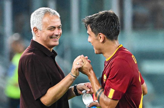 Serie A -Mourinho storroser Dybala: En af de bedste i verden