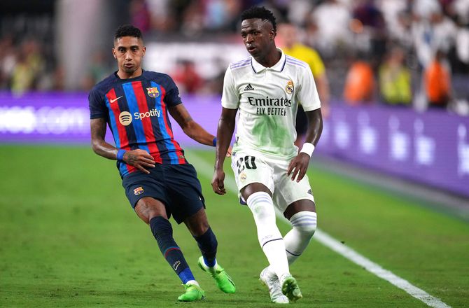 La Liga -Barca forlænger med Ez Abde og udlejer ham