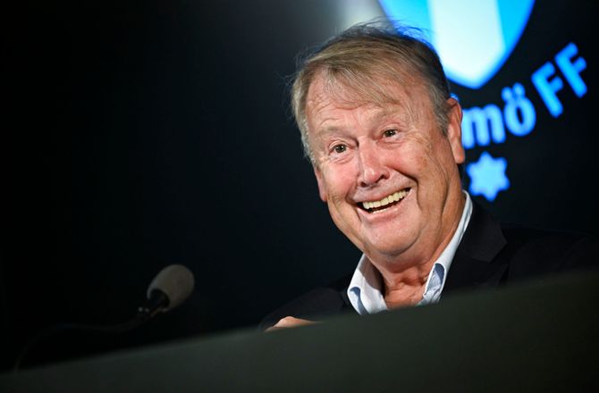 Allsvenskan -Jonas Knudsen vil beholde Hareide: Haft en positiv effekt