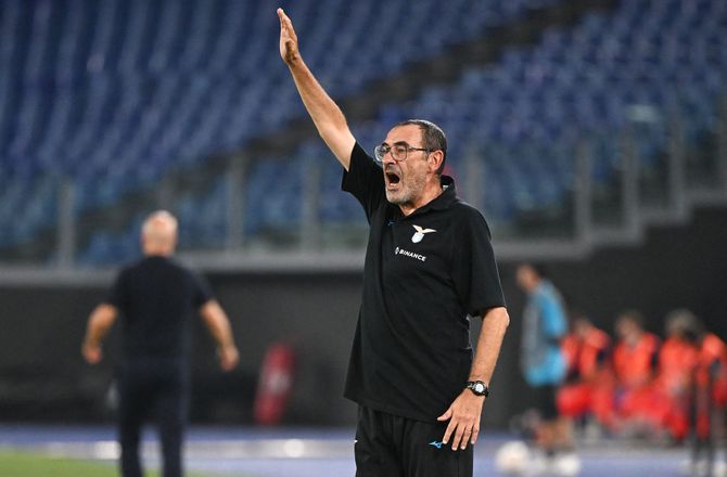 Europa League -Sarri om klam Feyenoord-oplevelse: De kastede tis-poser
