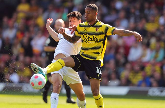 Championship -Interesse fra PL-klubber: Watford forlænger med Joao Pedro
