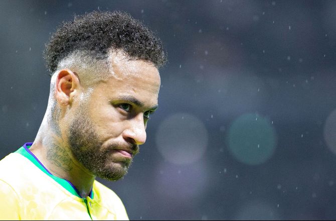 VM -Neymar jagter Pelé-rekord: Det er guds vilje