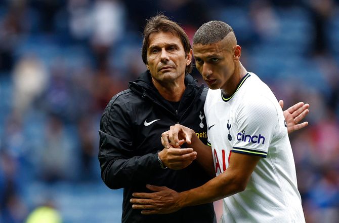 Premier League -Conte støtter Richarlison: Burde få livstidskarantæne