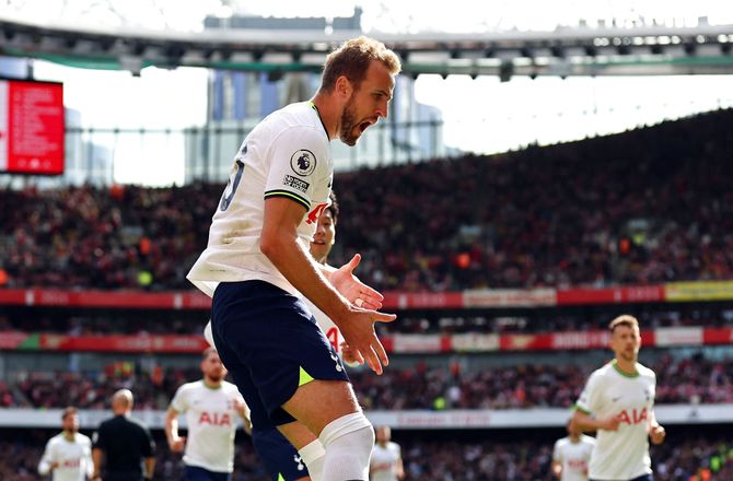 Premier League -Kane bliver rygtet til Bayern: Vi overvejer mange spillere