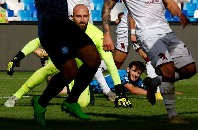 Serie A -Napoli kørte Torino over og buldrede videre