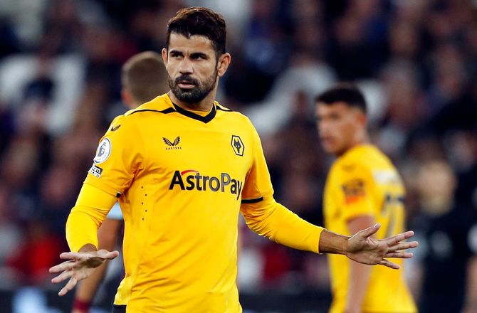 Premier League -Costa fik debut da West Ham slog Wolves