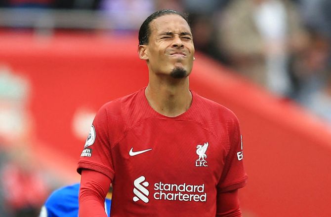 Premier League -Van Dijk om Liverpools problemer: Skal holde sammen