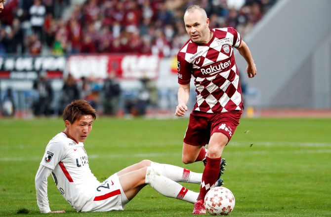La Liga -Iniesta tager et år mere i Japan: Vil hjem til Barca bagefter