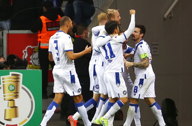 2. Bundesliga -Karlsruhe-profil misser kamp: Han skal redde menneskeliv