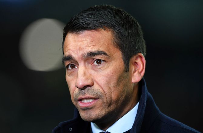 Premiership -Van Bronckhorst efter Rangers-fyring: Vil altid være i mit hjerte