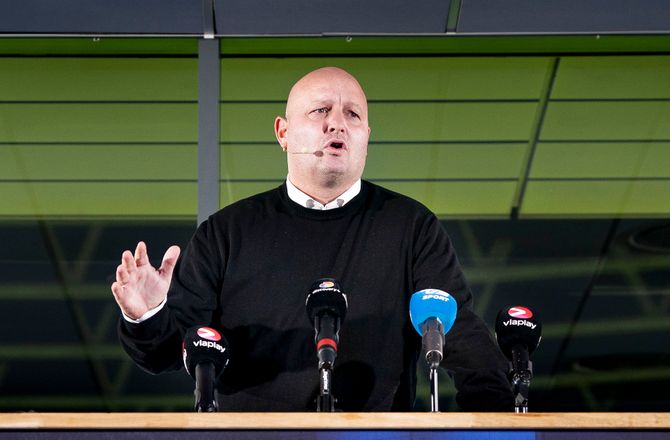 3F Superliga -PC forsvarer 'fejlkøb': Hvem kan gøre det bedre end mig?