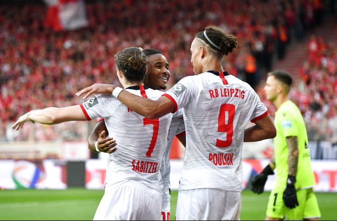 VM -Yussuf P. om skadet Nkunku: Pisse synd for ham