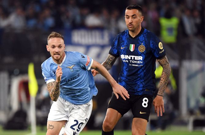 Serie A -Lazio giver lynhurtige Lazzari lang kontraktforlængelse