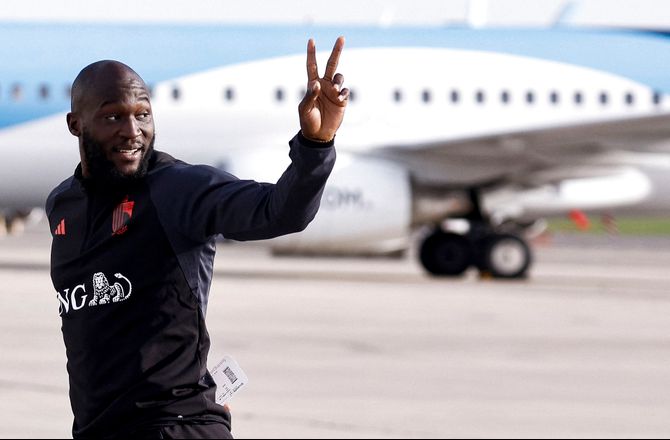 VM -Efter lårskade: Lukaku træner med resten af Belgien-truppen