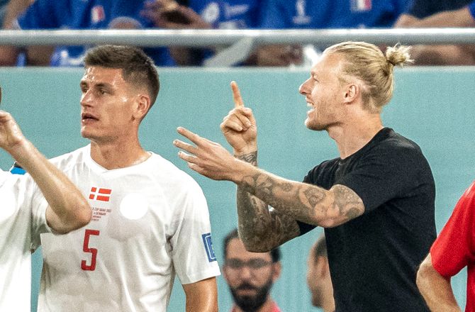 VM -Simon Kjær dirigerede Mæhle: 'Du skal tættere på Dembele'