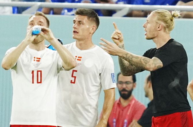 VM -Har ryggen mod muren: Danmark tror på VM-avancement