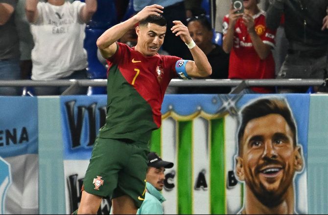 VM -PSG-stjerne hylder Ronaldo og Messi: De er en gave til fodbolden