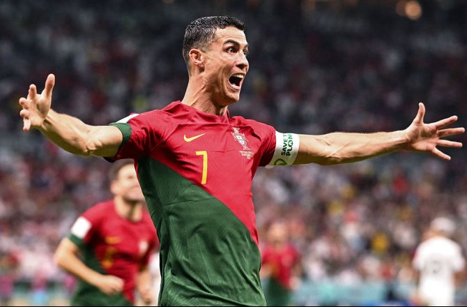 International -De sidste to kvartfinalister skal findes ved VM