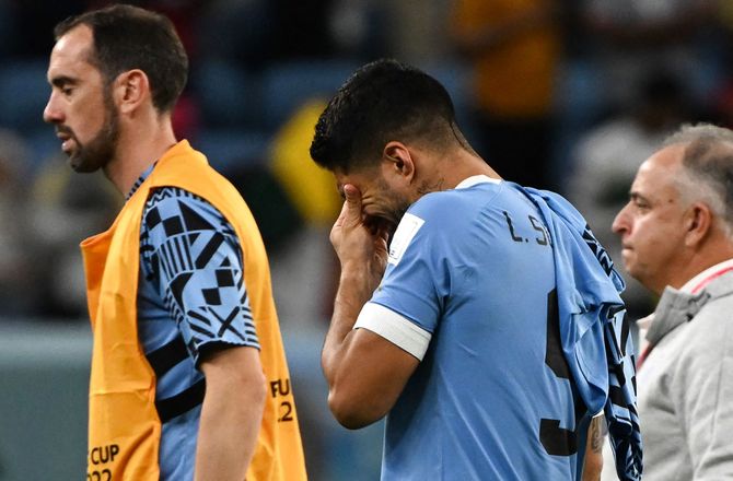 VM -Suarez tordner mod FIFA: Altid imod Uruguay
