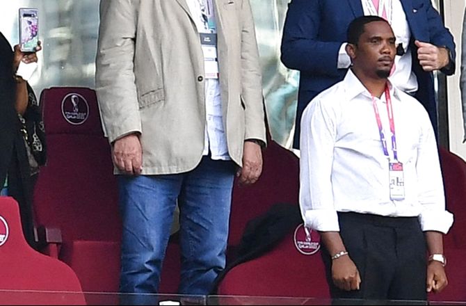 VM -Eto'o undskylder spark på formodet algerisk fan