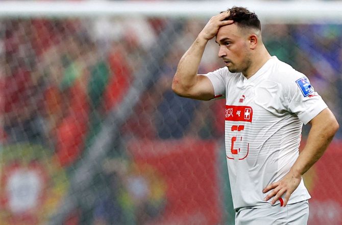VM -Nedtrykt Shaqiri undskylder til schweiziske fans