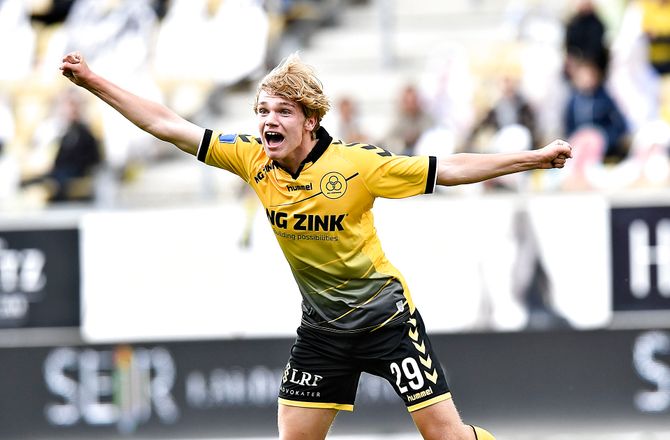 3F Superliga -Avis: FCN, Horsens og AGF jagter ombejlet Jeppe Kjær