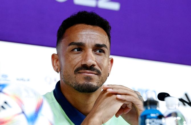 VM -Alex Sandro er stadig tvivlsom - Danilo er klar til at tage over