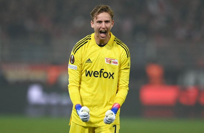 Bundesliga -Union Berlin holdt snor i toppen med smal sejr over Werder