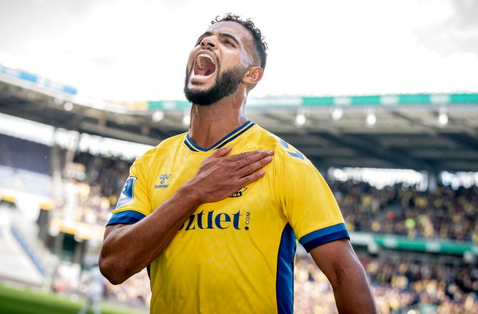 3F Superliga -CV reagerer på Slimane-rygter: Kunne godt ligge noget derude
