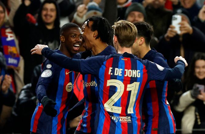 Copa del Rey -Barca bookede semifinale mod Sociedads 10 mand