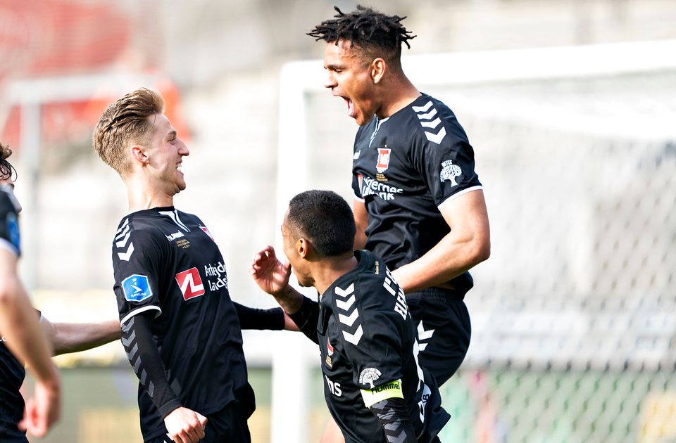 Medie: Vejle byder på Panathinaikos-angriber - Vimarsana News