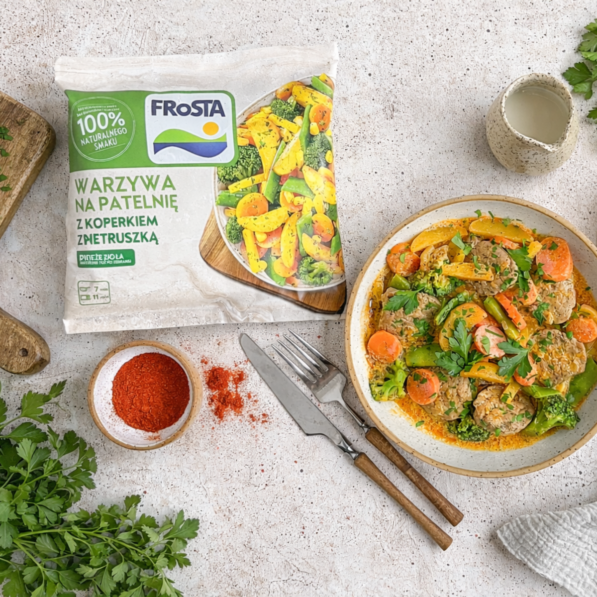 FRoSTA Polędwiczka wieprzowa z warzywami w sosie paprykowo-ziołowym