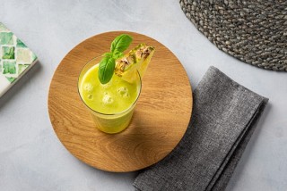 Ananas-basilicumdrank