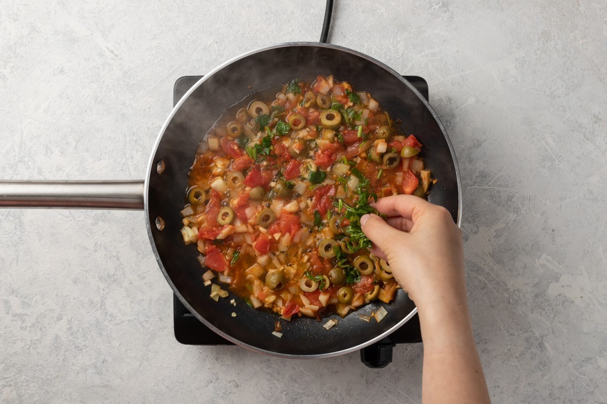 Recept voor Italiaanse kabeljauw in wijn met olijven