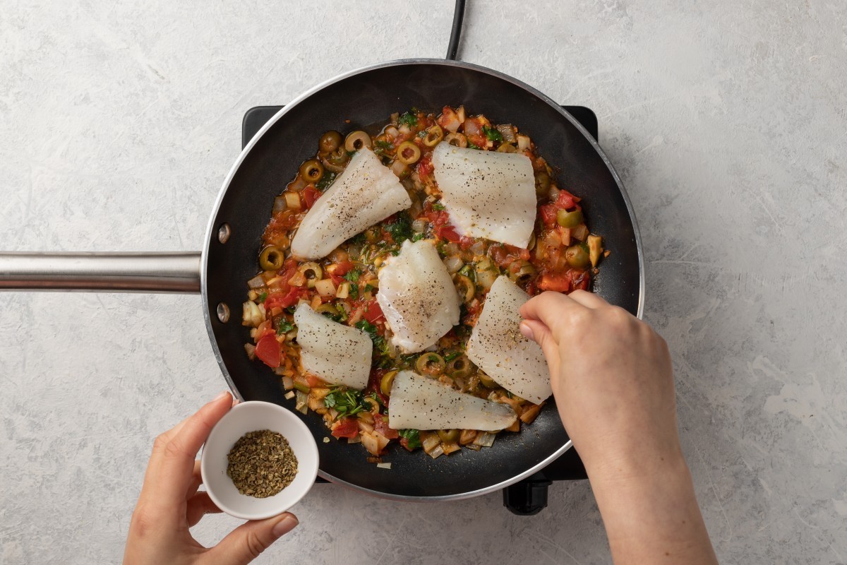 Recept voor Italiaanse kabeljauw in wijn met olijven