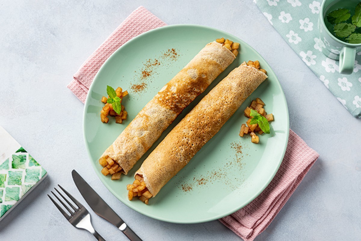 Pfannkuchen mit Äpfeln und Zimt