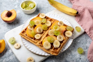 Waffles with fruit