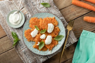 Aardappel-wortel-pannenkoekjes