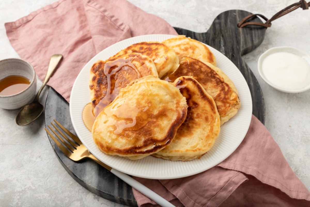 Frittelle di yogurt con sciroppo d'acero