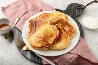 Crêpes au yaourt et sirop d'érable