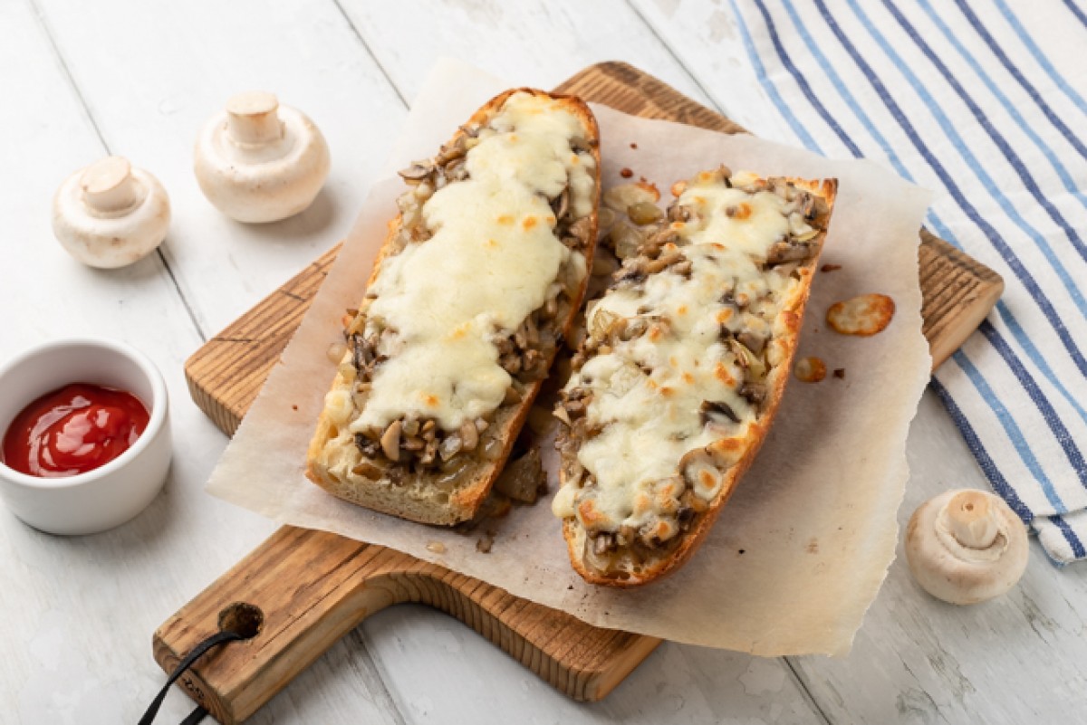 Tartines de champignons au four