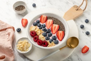 Pink smoothie bowl