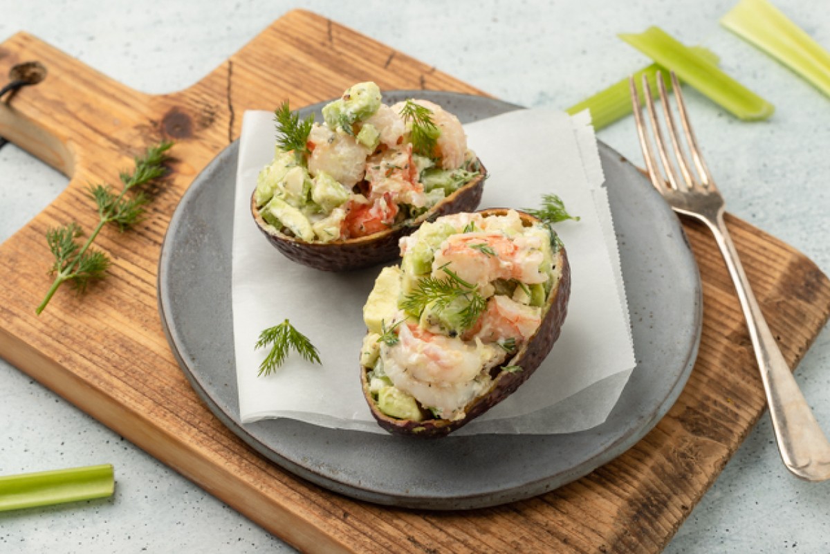 Ensalada de gambas y aguacate