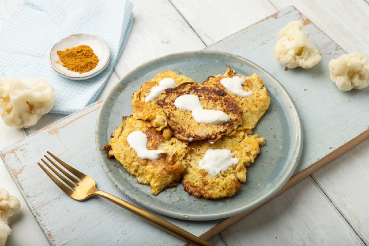 Curried cauliflower fritters