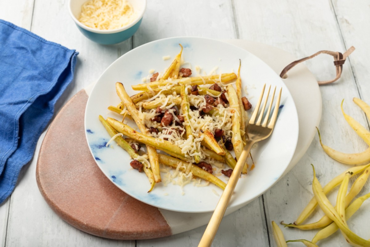 Sperziebonen met spek en parmezaan
