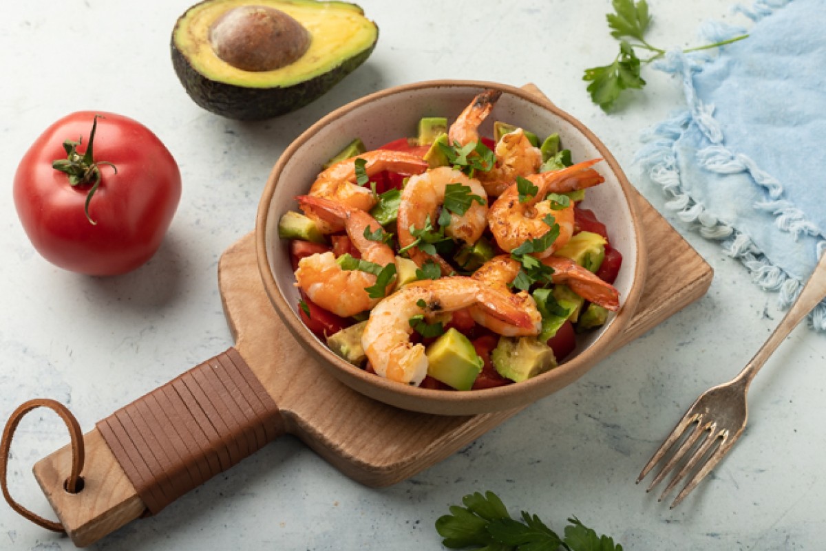 Salade de crevettes et avocat