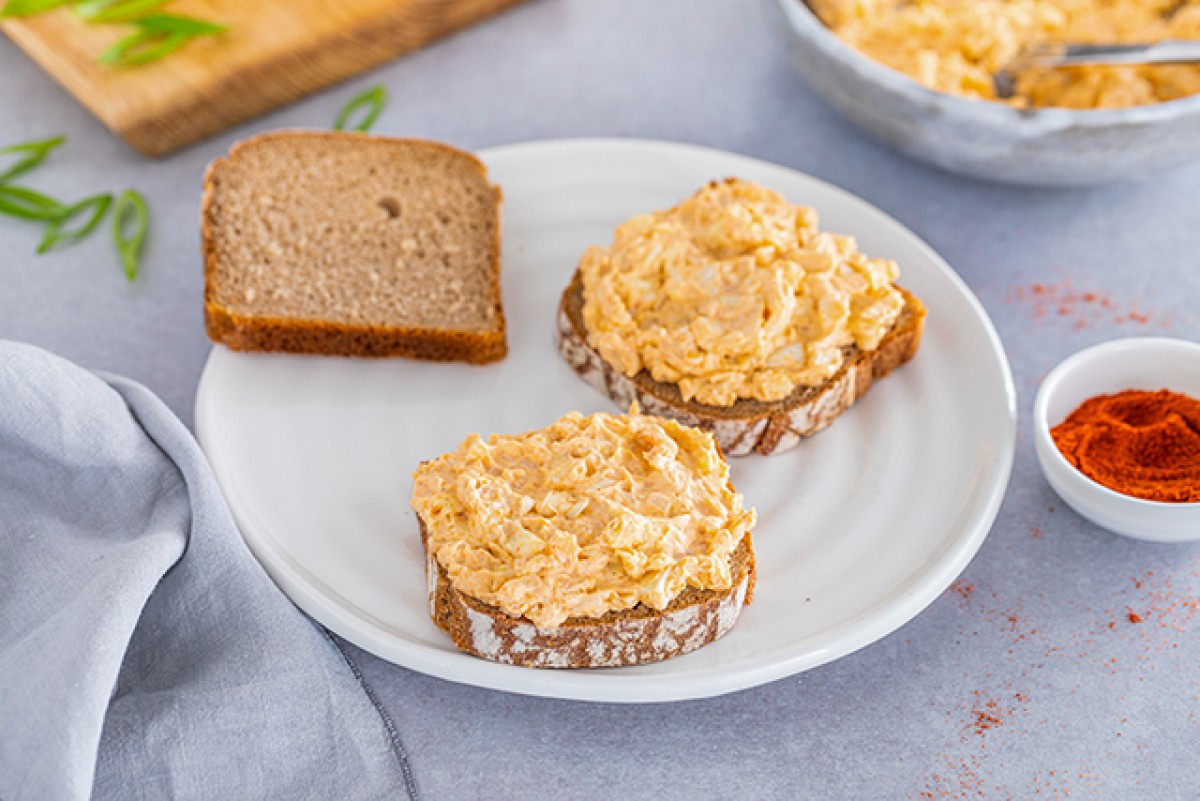 Emparedados con pasta de queso bávaro (obatzda)