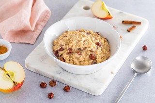 Porridge d'avena al gusto di strudel di mele