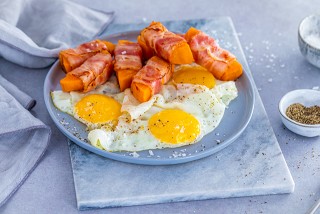 Patate dolci con pancetta e uova